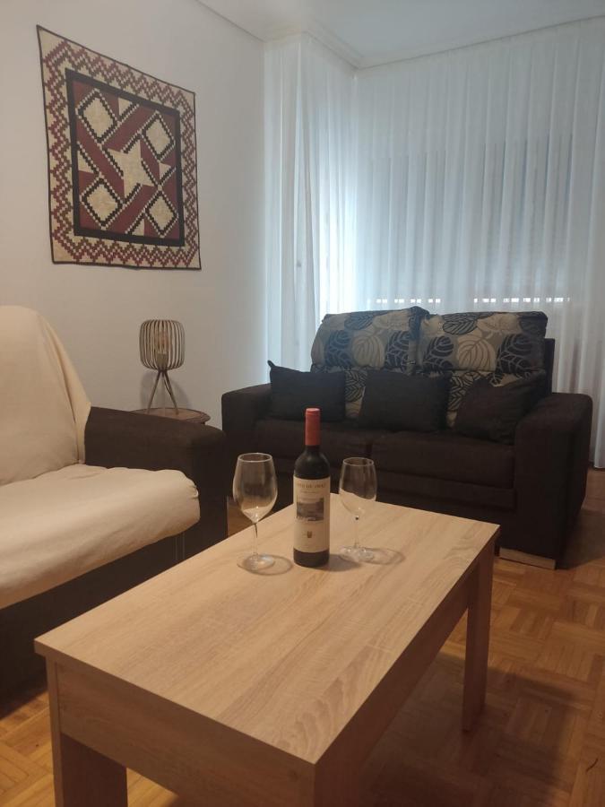 Apartamento A 10 Minutos De La Calle Laurel Logrono Exterior photo