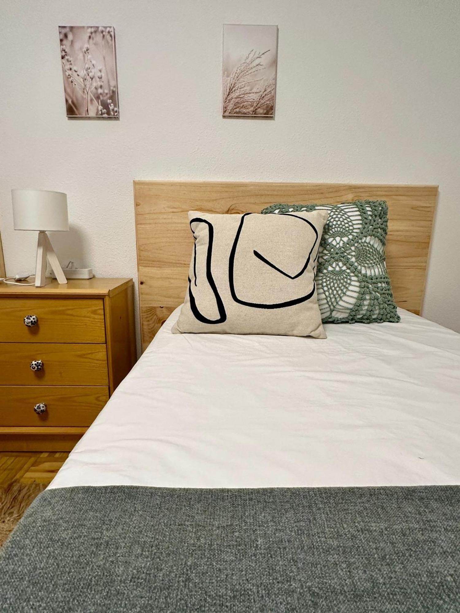 Apartamento A 10 Minutos De La Calle Laurel Logrono Exterior photo